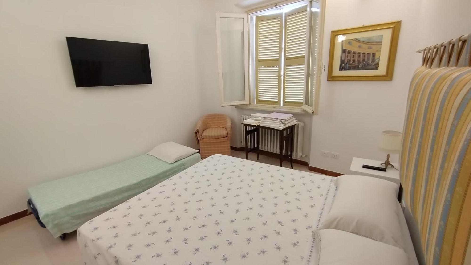 Palazzo Cavalletti - Appartamenti Nel Cuore Di Senigália Exterior foto